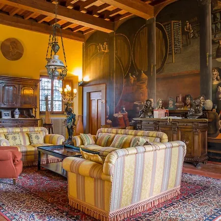 Casa Con Vista Su *